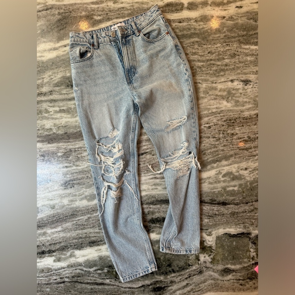 Zara Ripped Jeans Size 4